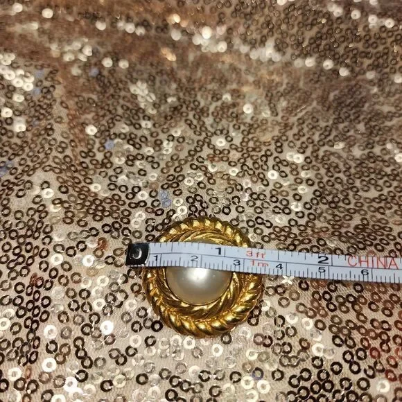 CHANEL Vintage Authentic Clip on earings - Picture 10 of 13